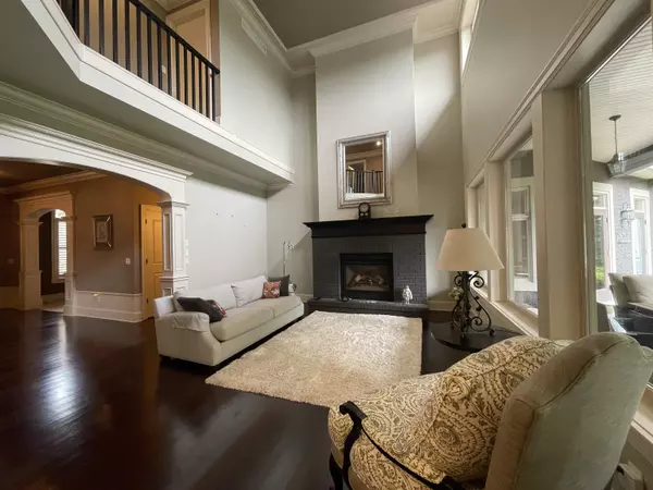 Surrey, BC V3Z 0Z8,16045 30 Ave