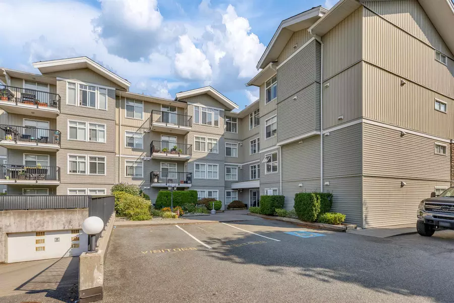 33255 Old Yale RD #108, Abbotsford, BC V2S 8R2