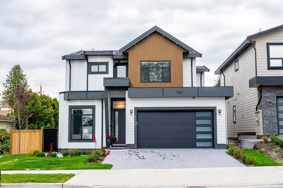 7121 204a ST, Langley, BC V2Y 3S7