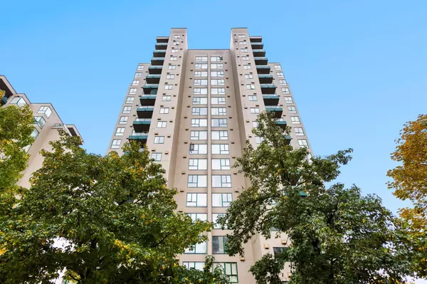 420 Carnarvon ST #501, New Westminster, BC V3L 5P1