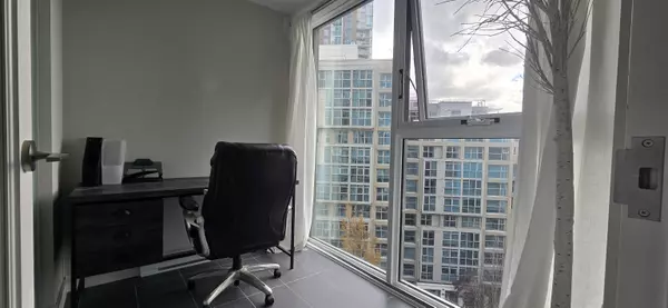 1323 Homer ST #805 Vancouver, BC V6B 5T1