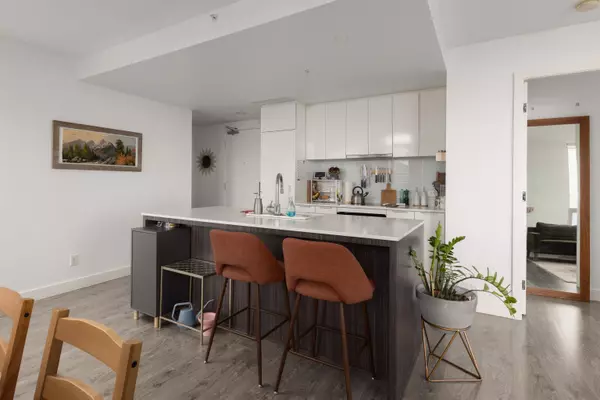 Vancouver, BC V6Z 0C5,1308 Hornby ST #2801