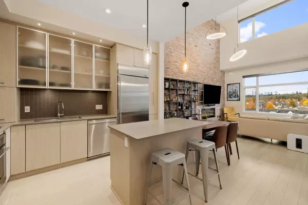 260 Salter ST #404, New Westminster, BC V3M 0J4