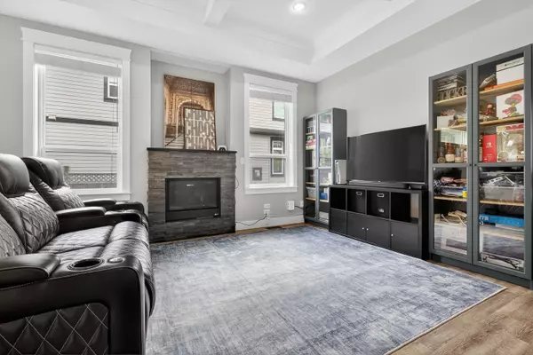 Surrey, BC V3Z 3W1,2926 160 ST