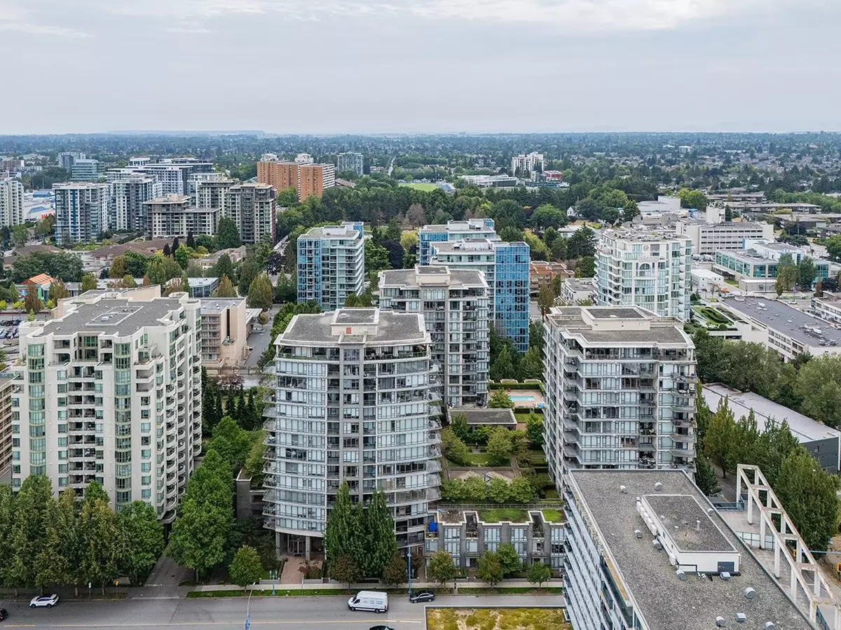 Richmond, BC V6X 0A6,7362 Elmbridge WAY #603