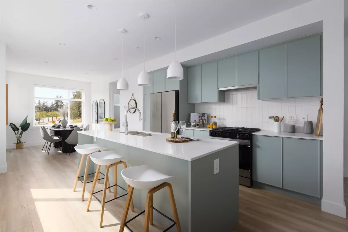 Langley, BC V3A 0R5,5330 198 ST #107