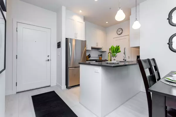 20829 77a AVE #503 Langley, BC V2Y 0Y5