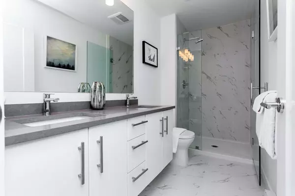 20829 77a AVE #503 Langley, BC V2Y 0Y5