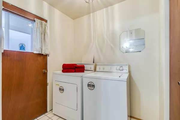 1250 Delta AVE Burnaby, BC V5B 3G2