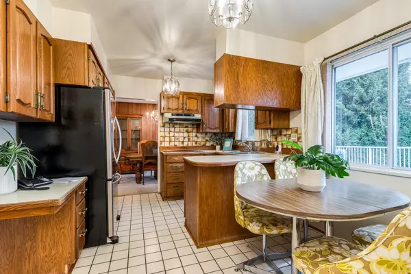 1250 Delta AVE Burnaby, BC V5B 3G2