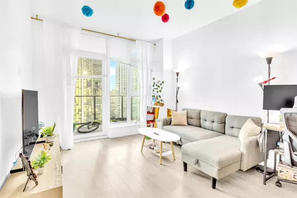 Burnaby, BC V3N 0H2,7303 Noble LN #1411