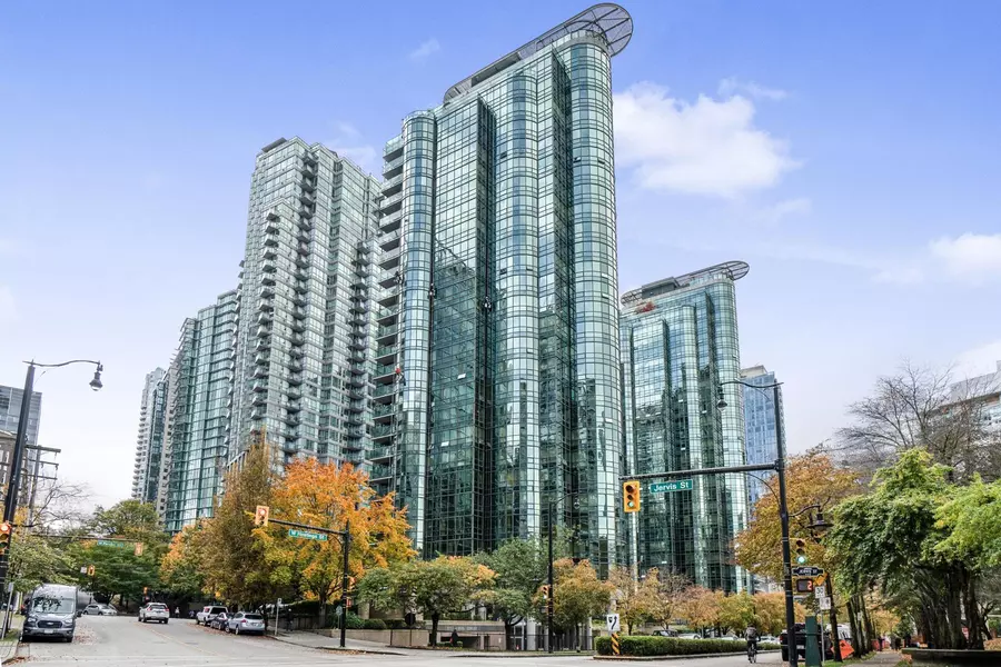 555 Jervis ST #1704, Vancouver, BC V6E 4N1