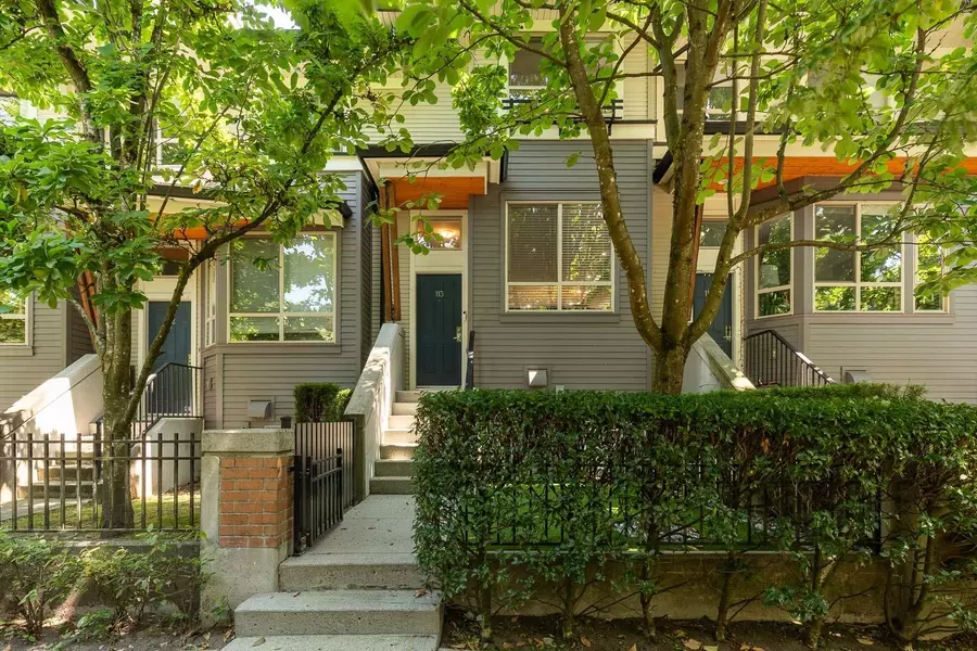 100 Klahanie DR #113, Port Moody, BC V3H 5K3