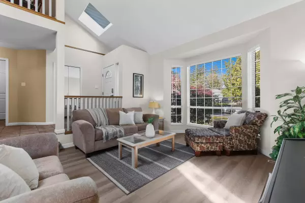 13396 61 AVE, Surrey, BC V3X 2K4