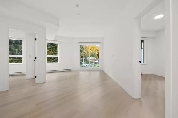 Port Moody, BC V3H 0N3,1100 Clarke RD #303