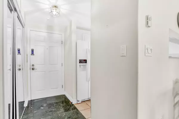 Vancouver, BC V6R 4R4,2580 Tolmie ST #403