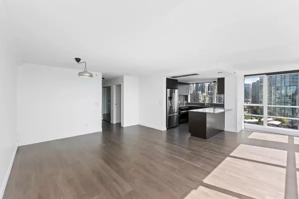 Vancouver, BC V6Z 2T8,139 Drake ST #17E