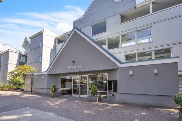 1345 W 4th AVE #28, Vancouver, BC V6H 3Y8