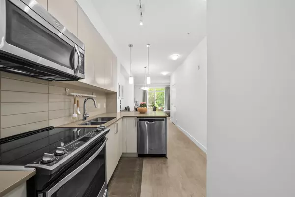 Burnaby, BC V3N 1H3,7250 18th AVE #119