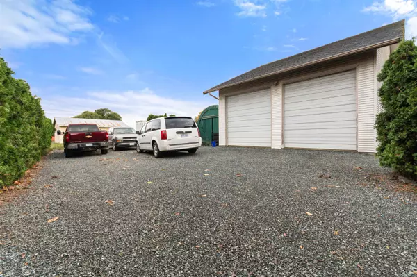 Abbotsford, BC V3G 2G3,39965 No. 5 RD