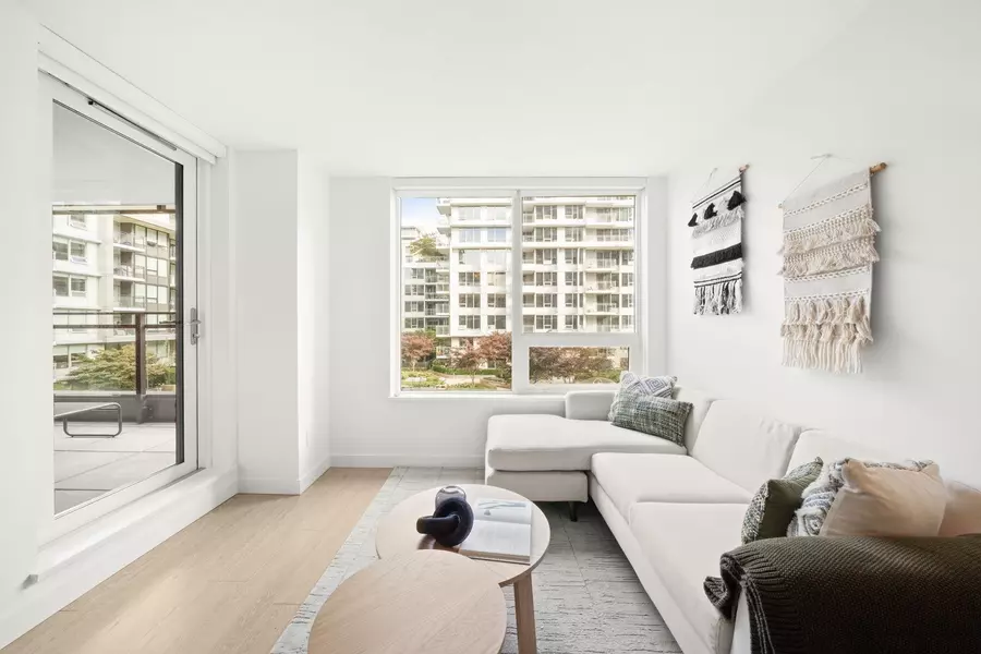 8833 Hazelbridge WAY #617, Richmond, BC V6X 0N3