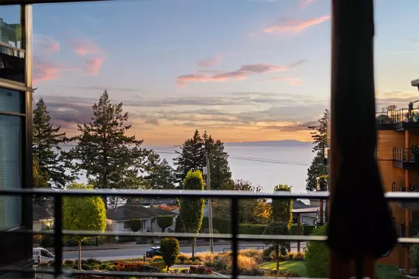 White Rock, BC V4B 2J6,14855 Thrift AVE #413