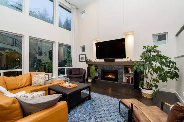 Coquitlam, BC V3E 0L7,1468 Strawline Hill ST