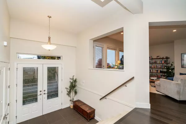 Coquitlam, BC V3E 0L7,1468 Strawline Hill ST