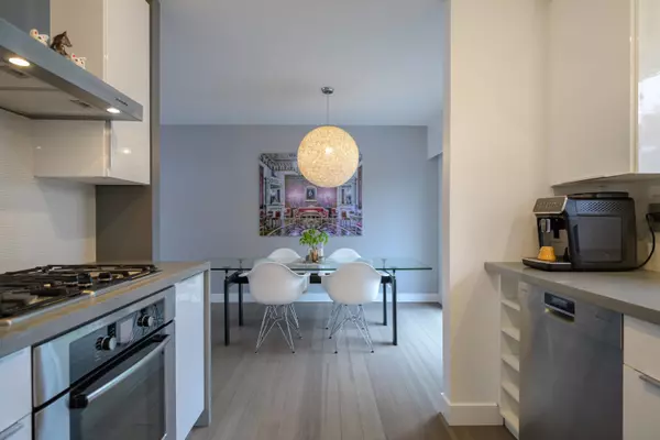 4434 52a ST, Ladner, BC V4K 2Y4