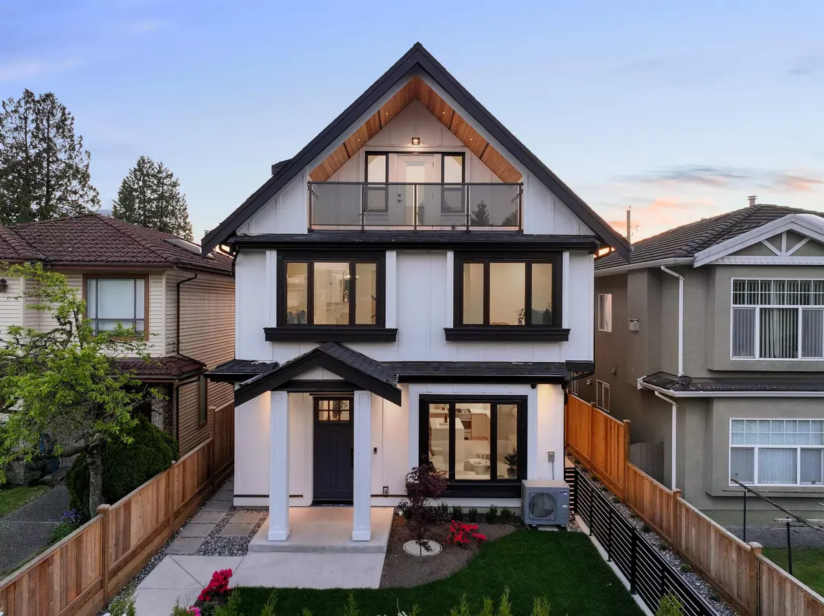 Vancouver, BC V5K 4C2,1259 Renfrew ST #1