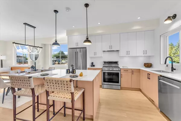 10392 240a ST #8 Maple Ridge, BC V2W 1G3