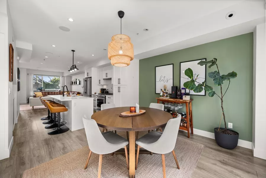 19624 56 AVE #5, Langley, BC V3A 3X6