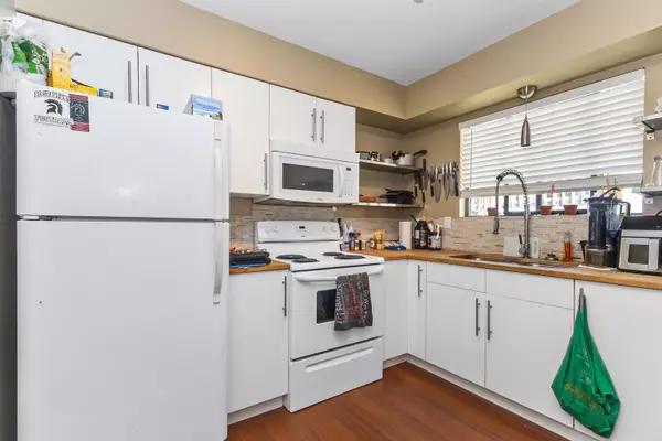 Abbotsford, BC V3G 1C2,34899 Glenn Mountain DR