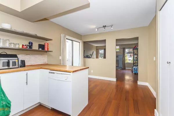 Abbotsford, BC V3G 1C2,34899 Glenn Mountain DR