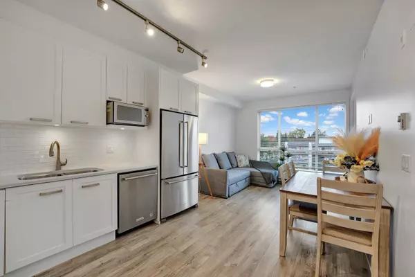 Langley, BC V3A 0L8,5638 201a ST #317