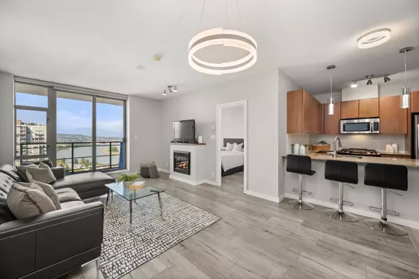 280 Ross DR #2103, New Westminster, BC V3L 0C2