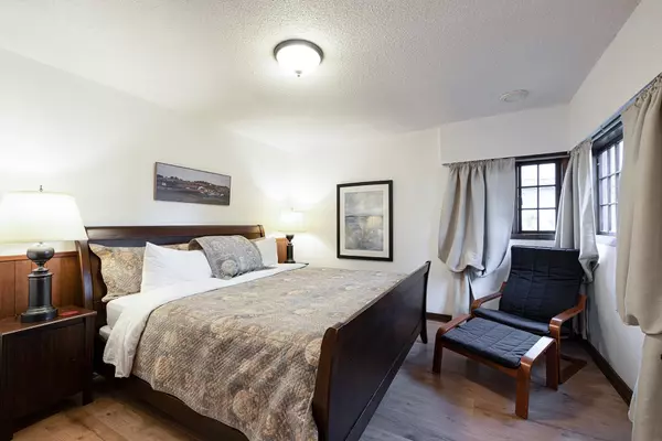 West Vancouver, BC V7V 1Y6,2676 Haywood AVE #LONG TERM