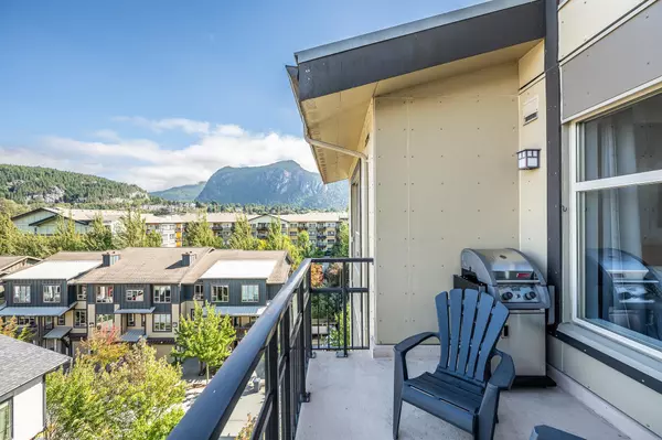 1211 Village Green WAY #521, Squamish, BC V8B 0R7