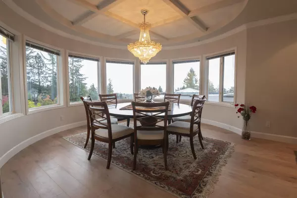 West Vancouver, BC V7S 3E6,2572 Westhill Close