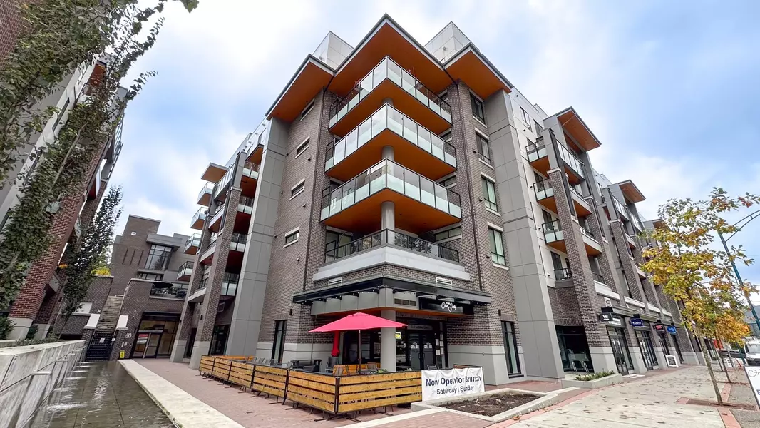 3131 Murray ST #225, Port Moody, BC V3H 0L9