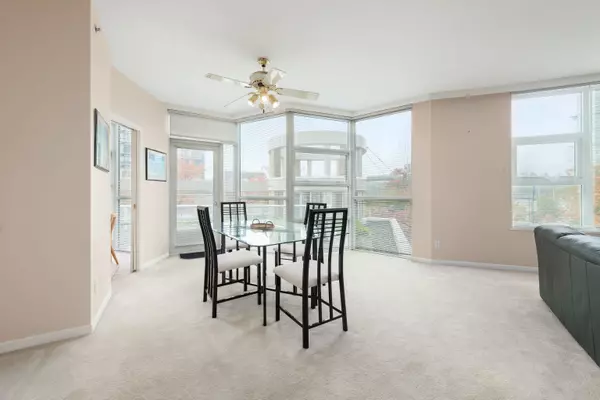 Vancouver, BC V6G 2V7,1788 W Georgia ST #201