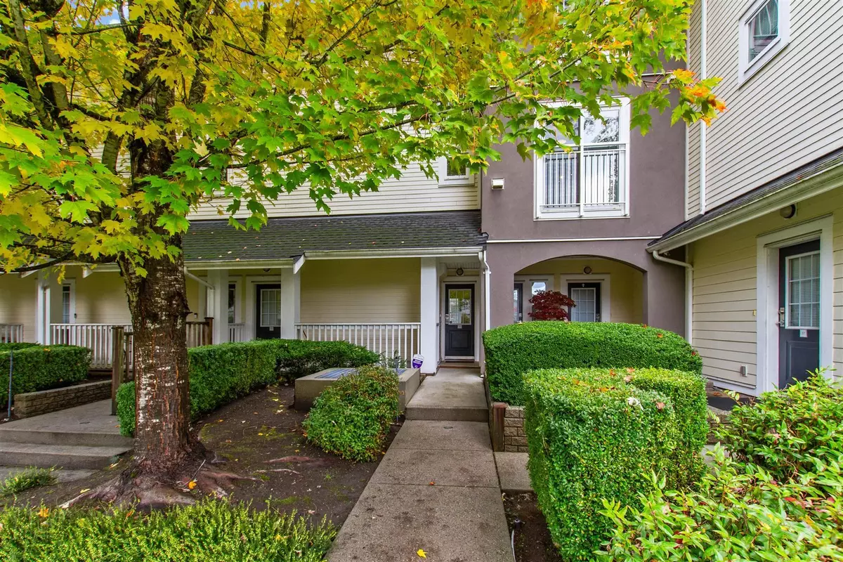 Burnaby, BC V5B 1S9,6965 Hastings ST #12