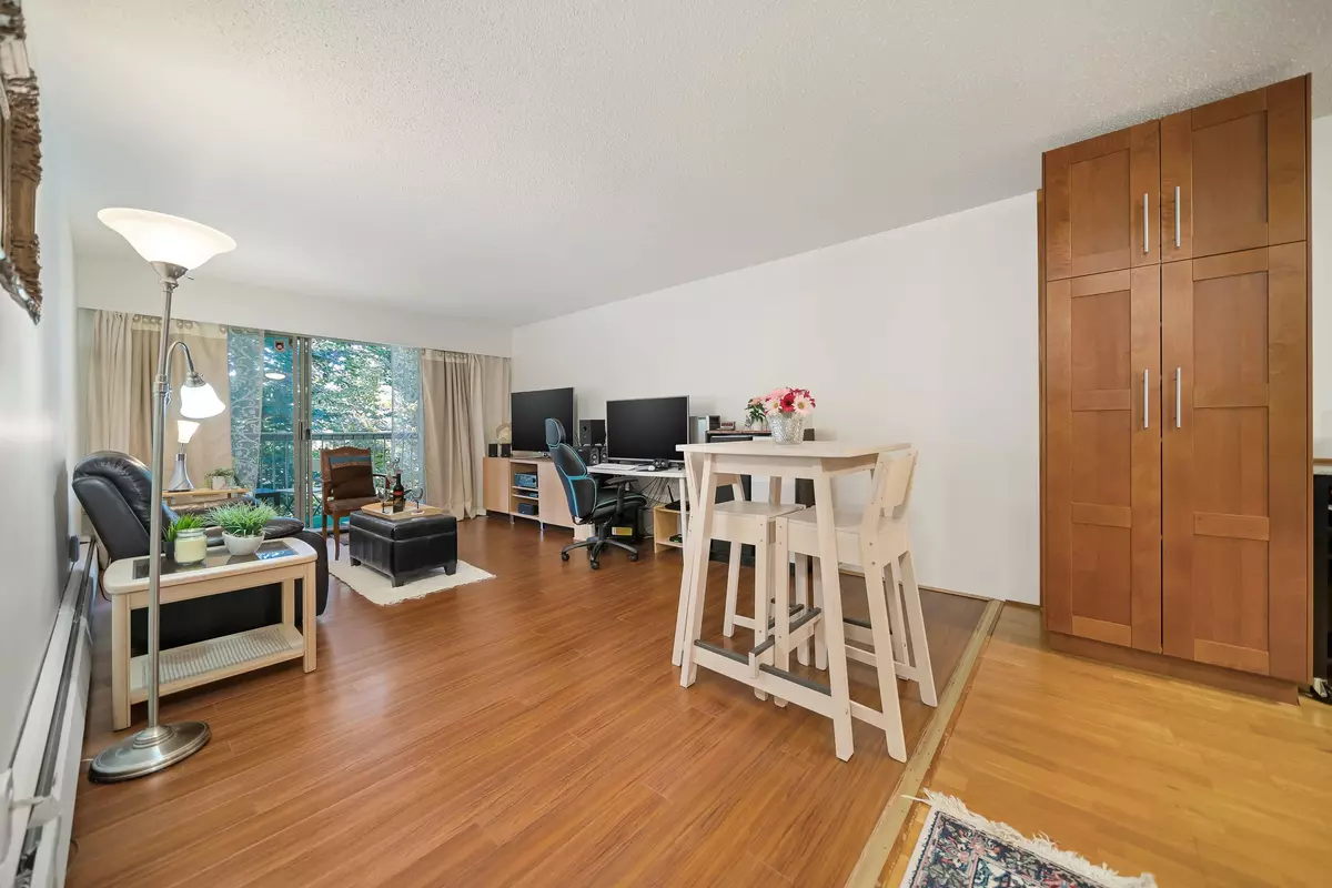 Delta, BC V4C 3C5,11806 88 AVE #324