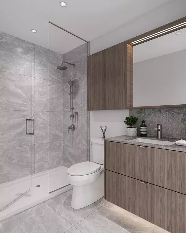 626 Claremont ST #2006 Coquitlam, BC V3J 0T1