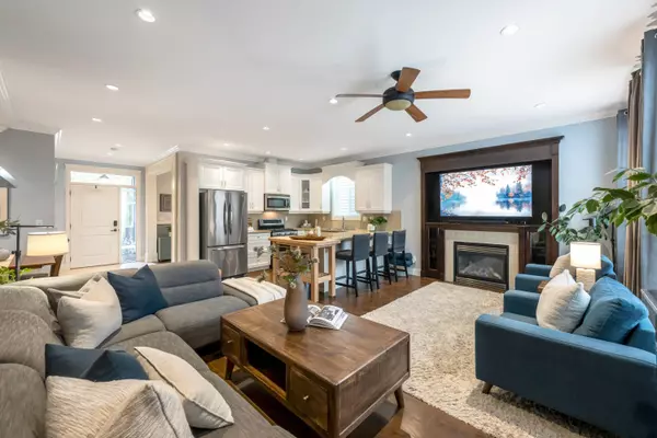 Surrey, BC V4N 5Z6,7137 196 ST