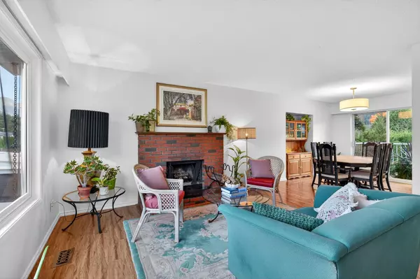 Hope, BC V0X 1L1,65466 Skylark DR