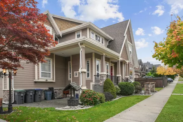 18938 54a AVE, Surrey, BC V3S 6R4