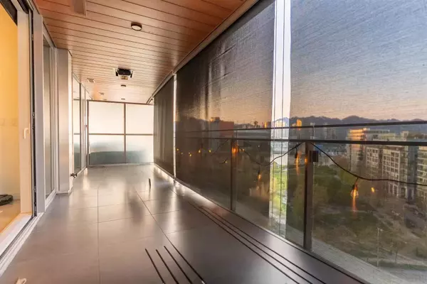 1768 Cook ST #911 Vancouver, BC V5Y 0N3