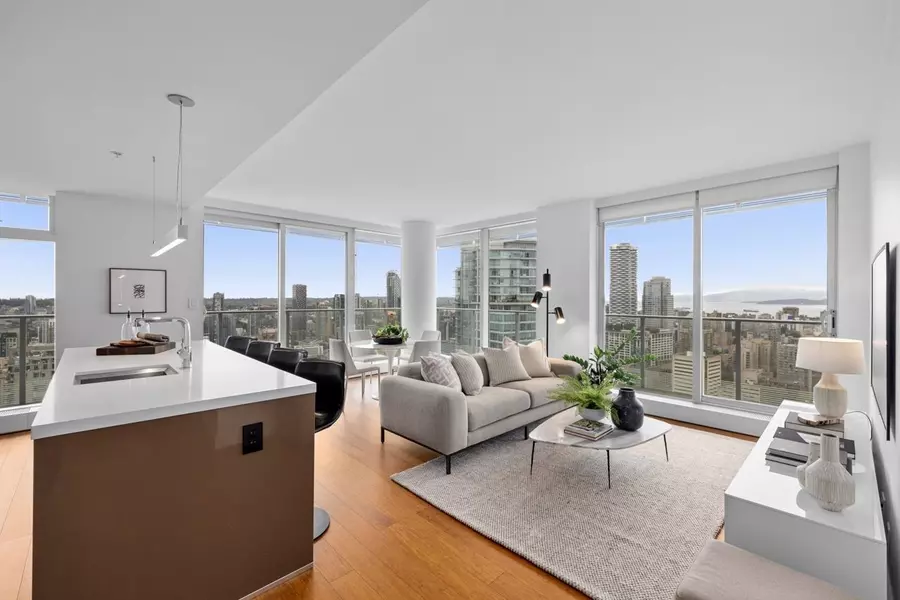 777 Richards ST #4202, Vancouver, BC V6B 0M6