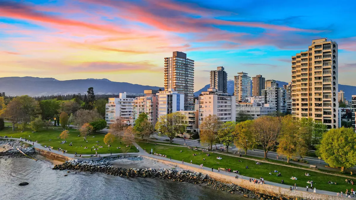 Vancouver, BC V6G 1R3,1850 Comox ST #2301